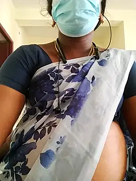 Snapshot of Preethytamilsexy chatting on August 5, 2026, 8:28 am Preethytamilsexy online show from August 5, 2026, 8:28 am