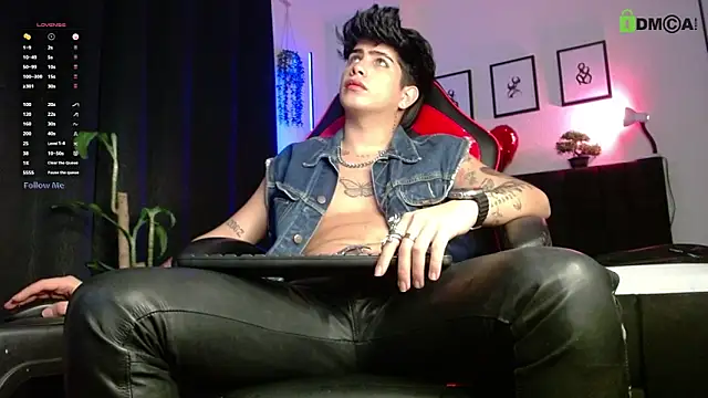 LyleBennett  online show from March 31, 2026, 11:43 am