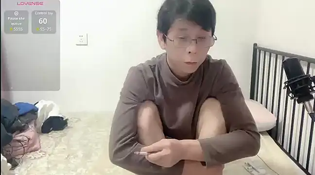 TGH521 online show from December 27, 2024, 1:32 am