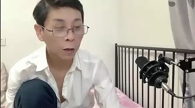 TGH521 online show from January 10, 2025, 4:12 am