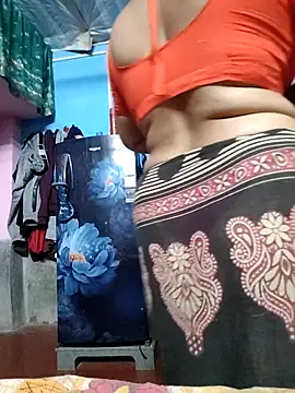 BERRY 00 online show from December 1, 2025, 5:40 pm