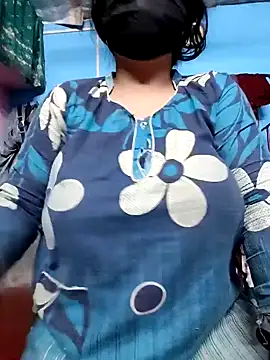 BERRY 00 online show from December 23, 2025, 1:58 am