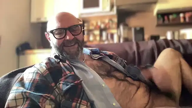 MM7026 online show from March 28, 2026, 7:30 am