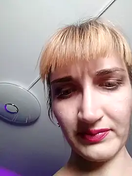 Snapshot of Nika_Kitten chatting on December 30, 2024, 9:37 am Nika Kitten online show from December 30, 2024, 9:37 am