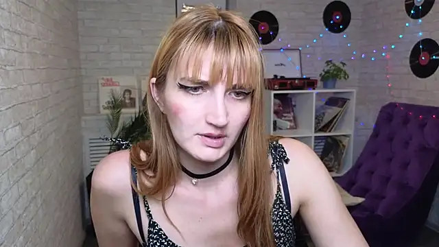 Snapshot of Nika_Kitten chatting on February 3, 2025, 8:35 pm Nika Kitten online show from February 3, 2025, 8:35 pm