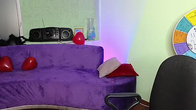 Snapshot of Nika_Kitten chatting on February 12, 2025, 3:38 pm Nika Kitten online show from February 12, 2025, 3:38 pm