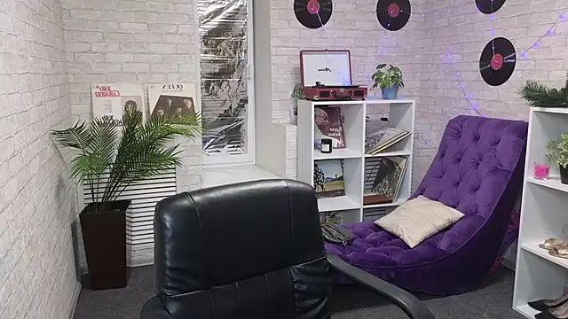 Snapshot of Nika_Kitten chatting on February 19, 2025, 2:34 pm Nika Kitten online show from February 19, 2025, 2:34 pm