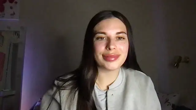 MoonriseGoddess online show from April 14, 2026, 9:21 pm