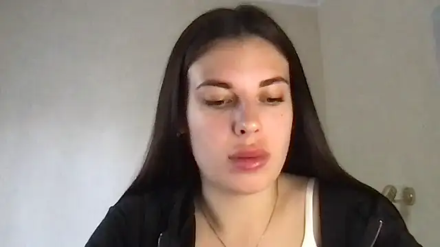 MoonriseGoddess online show from April 27, 2026, 8:45 am