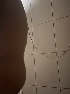 Snapshot of TaiwanSlutBitch chatting on October 25, 2025, 10:04 pm TaiwanSlutBitch online show from October 25, 2025, 10:04 pm