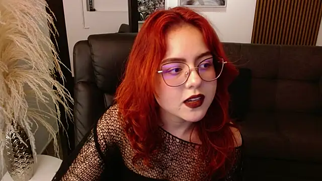 crimson tati  online show from January 9, 2025, 6:06 am