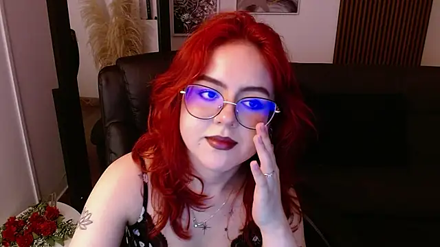 crimson tati  online show from March 12, 2025, 7:35 am