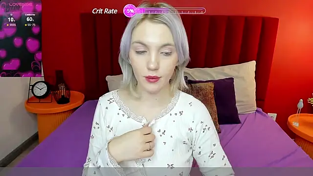 Snapshot of Fluffy_Monica chatting on January 21, 2025, 1:29 am Fluffy Monica online show from January 21, 2025, 1:29 am