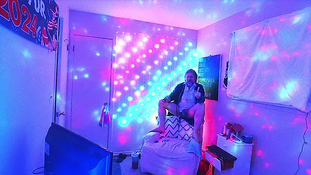 onlym4m online show from February 2, 2025, 10:35 am