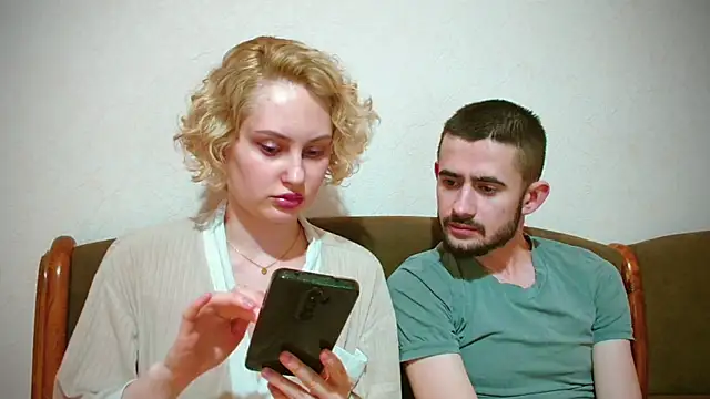 Snapshot of Sweet__Daddy chatting on January 15, 2025, 2:17 am Sweet Daddy online show from January 15, 2025, 2:17 am