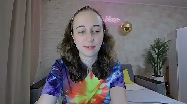 Snapshot of Anika_bloom chatting on February 16, 2025, 8:55 pm Anika bloom online show from February 16, 2025, 8:55 pm