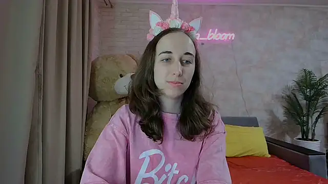 Snapshot of Anika_bloom chatting on March 15, 2025, 8:54 pm Anika bloom online show from March 15, 2025, 8:54 pm