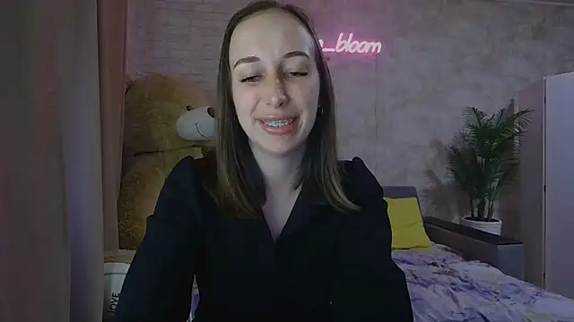 Snapshot of Anika_bloom chatting on September 16, 2025, 1:45 pm Anika bloom online show from September 16, 2025, 1:45 pm