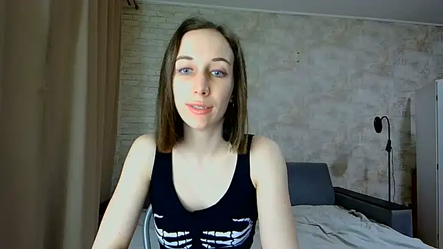 Snapshot of Anika_bloom chatting on June 16, 2026, 10:12 pm Anika bloom online show from June 16, 2026, 10:12 pm