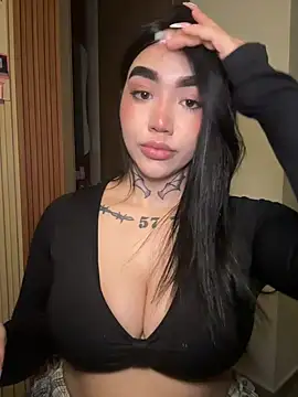 Nickiiiii online show from March 21, 2026, 4:50 am