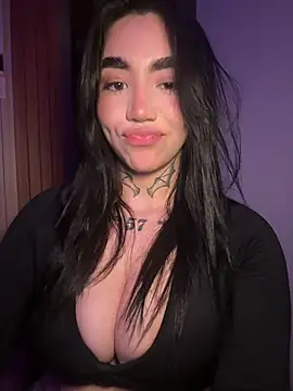 Nickiiiii online show from March 21, 2026, 8:30 am