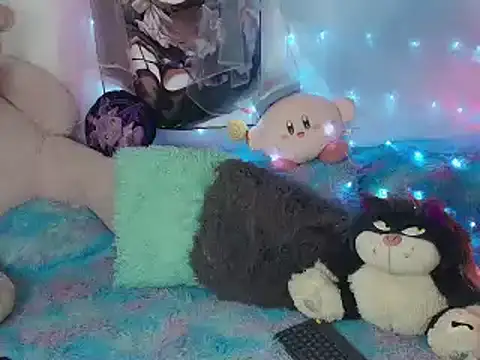 Kurumi57 online show from October 18, 2025, 12:17 pm