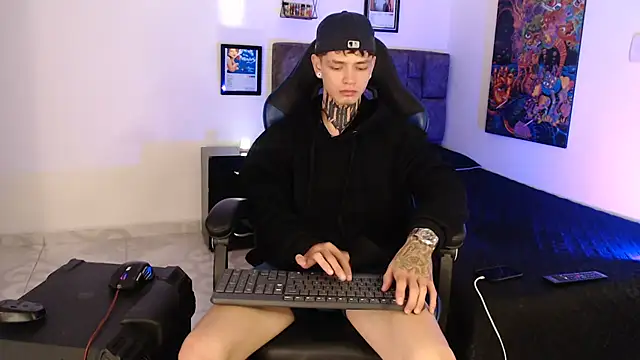 Dan brownn online show from April 22, 2026, 2:25 am