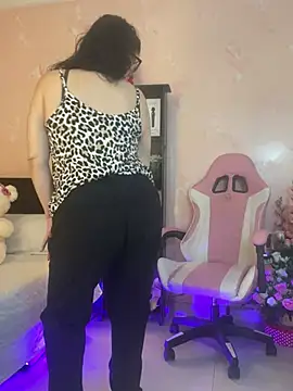 Sharongirl07 online show from March 1, 2025, 12:01 pm