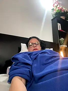 Sharongirl07 online show from September 12, 2025, 11:32 am