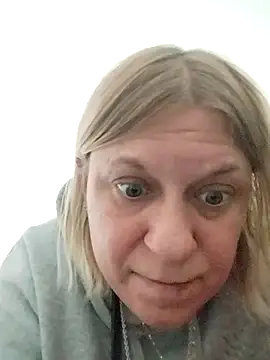 Snapshot of Playmate86 chatting on March 7, 2025, 6:54 pm Playmate86 online show from March 7, 2025, 6:54 pm