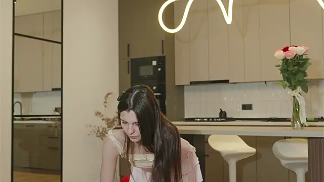 whisper of love online show from February 14, 2026, 2:19 am