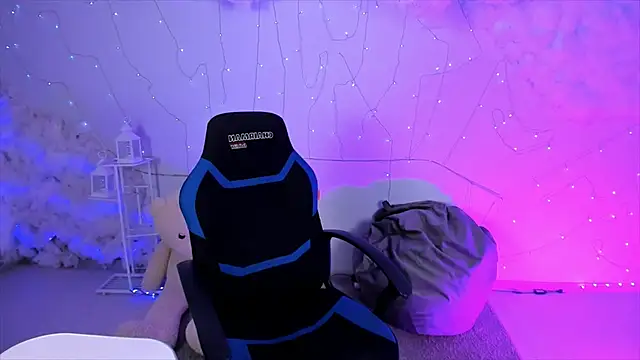 Sharon Evansi online show from December 3, 2024, 11:44 am