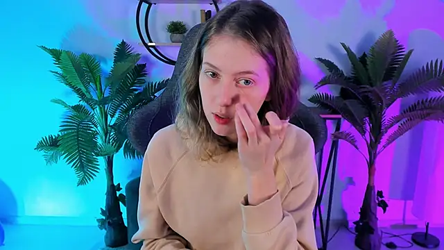 Sharon Evansi online show from December 12, 2024, 8:47 am