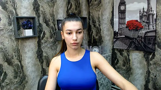 Snapshot of KarolinaRosse_ chatting on January 21, 2025, 7:04 am KarolinaRosse online show from January 21, 2025, 7:04 am