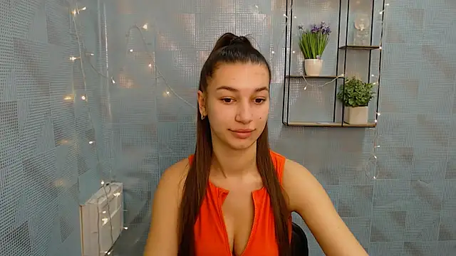 Snapshot of KarolinaRosse_ chatting on January 22, 2025, 7:03 am KarolinaRosse online show from January 22, 2025, 7:03 am
