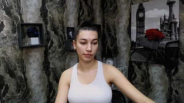 Snapshot of KarolinaRosse_ chatting on January 26, 2025, 6:59 am KarolinaRosse online show from January 26, 2025, 6:59 am