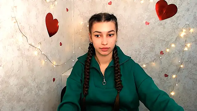 Snapshot of KarolinaRosse_ chatting on February 24, 2025, 7:11 am KarolinaRosse online show from February 24, 2025, 7:11 am