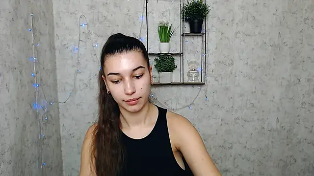 Snapshot of KarolinaRosse_ chatting on February 27, 2025, 11:41 am KarolinaRosse online show from February 27, 2025, 11:41 am