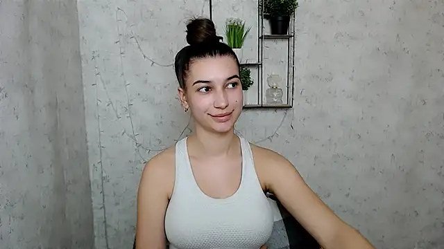 Snapshot of KarolinaRosse_ chatting on March 15, 2025, 1:40 pm KarolinaRosse online show from March 15, 2025, 1:40 pm