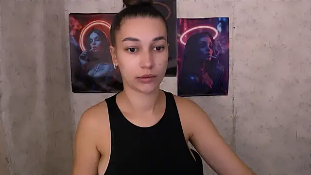 Snapshot of KarolinaRosse_ chatting on September 19, 2025, 4:58 am KarolinaRosse online show from September 19, 2025, 4:58 am