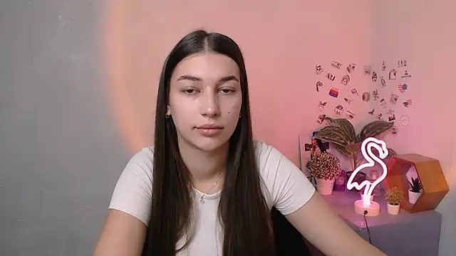 Snapshot of KarolinaRosse_ chatting on November 17, 2025, 7:03 am KarolinaRosse online show from November 17, 2025, 7:03 am