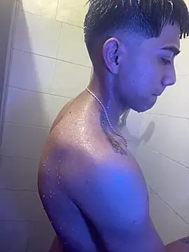 SkinnyHot444 online show from January 28, 2025, 6:16 am