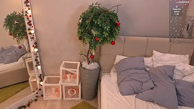 Snapshot of Bella_Murrr chatting on February 4, 2025, 7:07 am Bella Murrr online show from February 4, 2025, 7:07 am