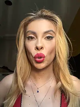 LaraAddison online show from February 14, 2025, 9:34 am