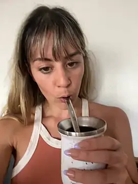 Snapshot of perryperb chatting on February 4, 2025, 1:48 pm perryperb online show from February 4, 2025, 1:48 pm