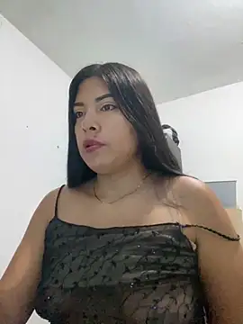 steisy325 online show from December 7, 2024, 10:45 am