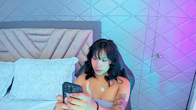 AikoLee  online show from October 11, 2025, 4:12 am