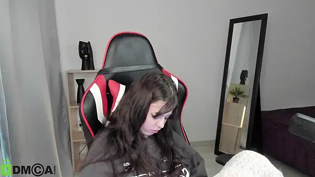 Snapshot of Este_Glen chatting on March 13, 2025, 3:17 pm Este Glen online show from March 13, 2025, 3:17 pm