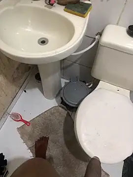 Snapshot of menorbnx chatting on November 5, 2025, 10:10 pm menorbnx online show from November 5, 2025, 10:10 pm