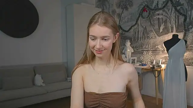 Snapshot of solar_bella chatting on December 24, 2024, 1:28 pm solar bella online show from December 24, 2024, 1:28 pm